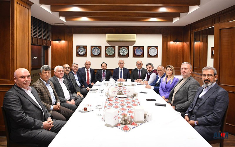 MHP'li Belediye Başkanları ve Kurmayları "Seçim" Gündemiyle Buluştu