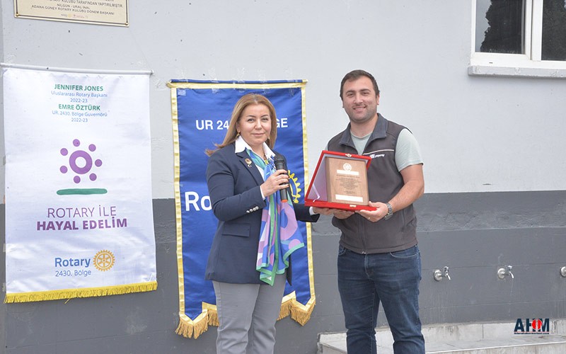Adana Rotary Kulübü Üyeleri Okul Öğrencilerinin Yaşamını Kolaylaştırdı