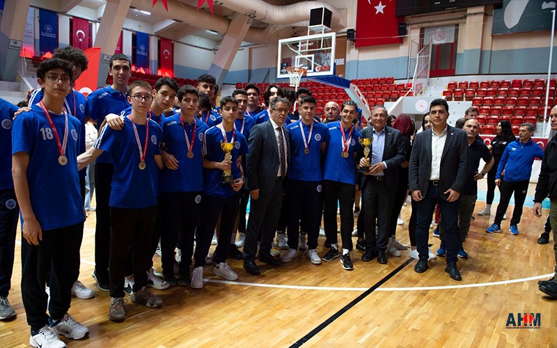 Seyhan Belediyespor'un Genç Voleybolcuları Başardı!